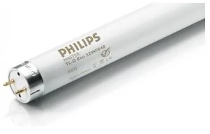 zdjęcie części świetlówki t8 z gwintem G13 marki philips master tl-d eco 32W o barwie 840