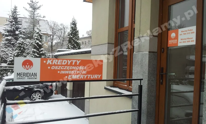 tabliczki reklamowe pcv 5mm wyklejone wydrukiem solwentowym zabezpieczonym laminatem