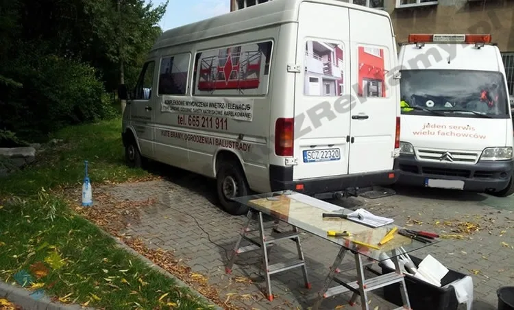wyklejanie lewej strony